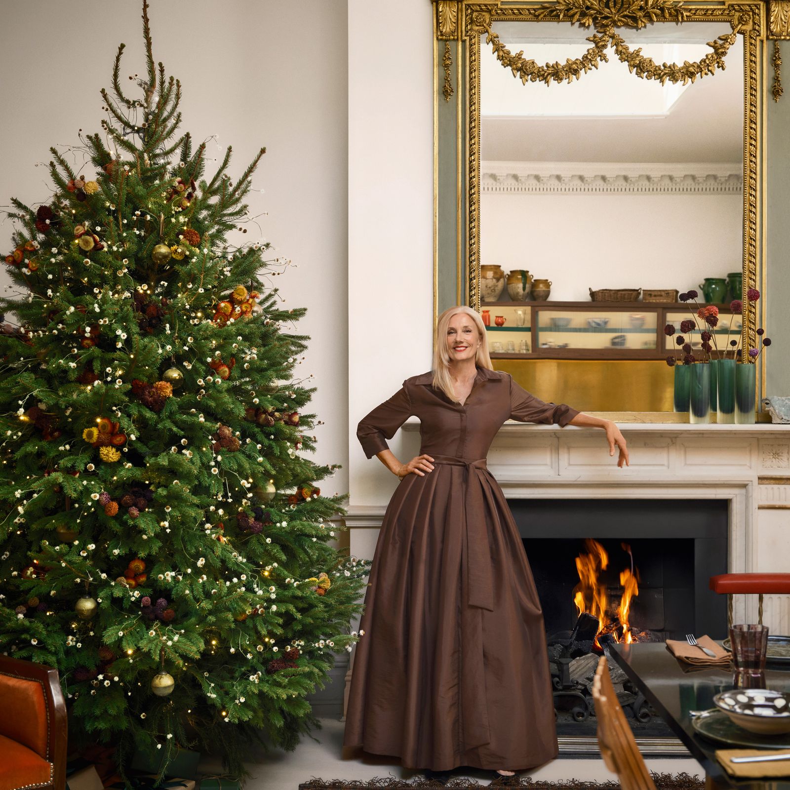 Inside Joely Richardson’s glamorous London flat, that’s all dressed for Christmas